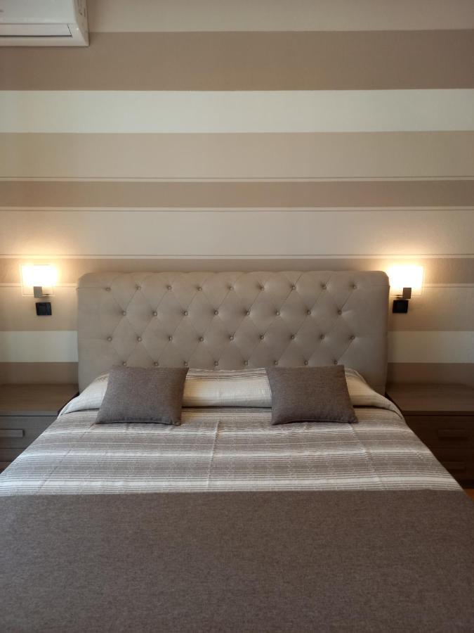 Il Nido Della Civetta Villa Sirmione Ngoại thất bức ảnh